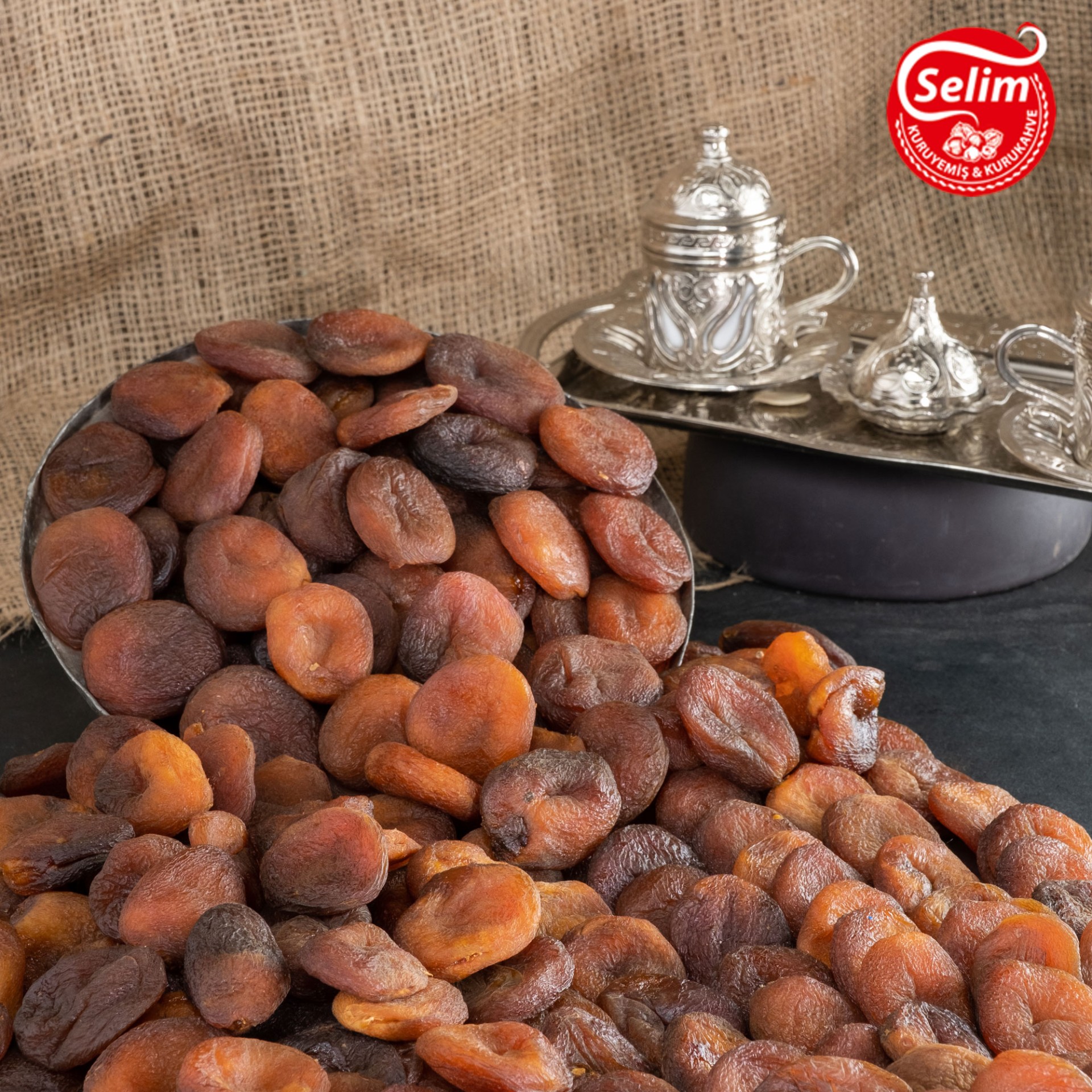 Saruhan Siyah Kayısı Görseli