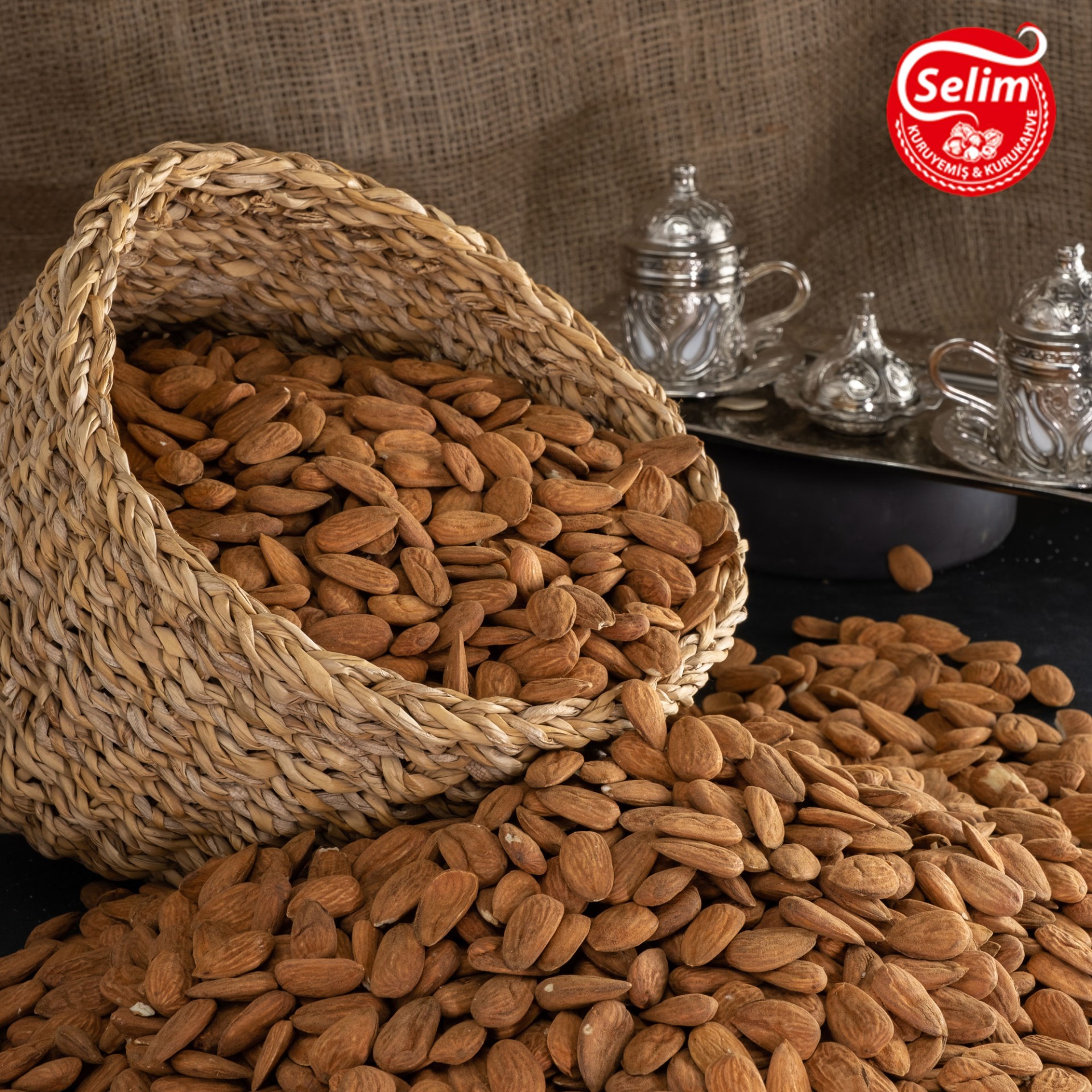 Çiğ Badem Görseli